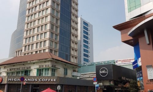 Cần bán 5 căn nhà phố biệt thự mặt tiền trung tâm Q3 giá tốt nhất, vị trí đẹp, cực kỳ hiếm có.